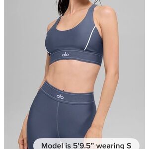 ALO Yoga Airlift Suit Up Bra Bluestone/White